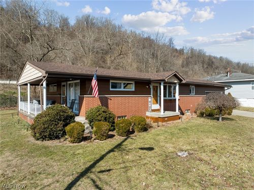 262 Quincy Ln, Tiltonsville, OH, 43963-1022 | Card Image