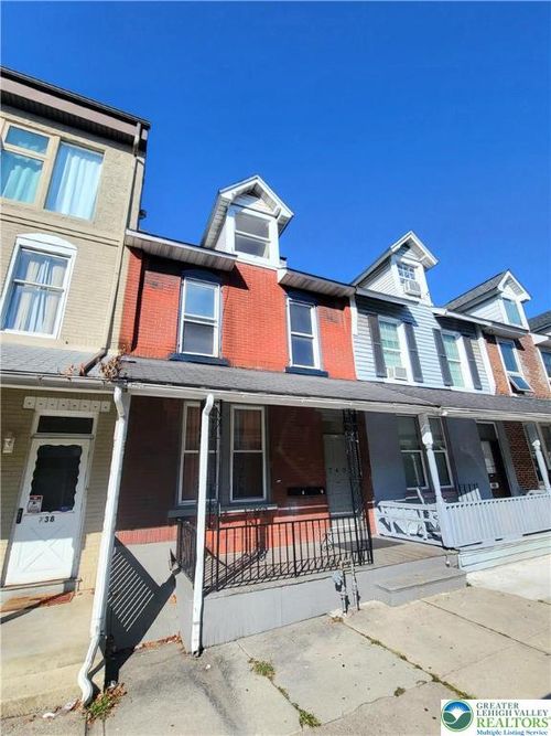 2-740 N 8th St, Allentown, PA, 18102-2364 | Card Image