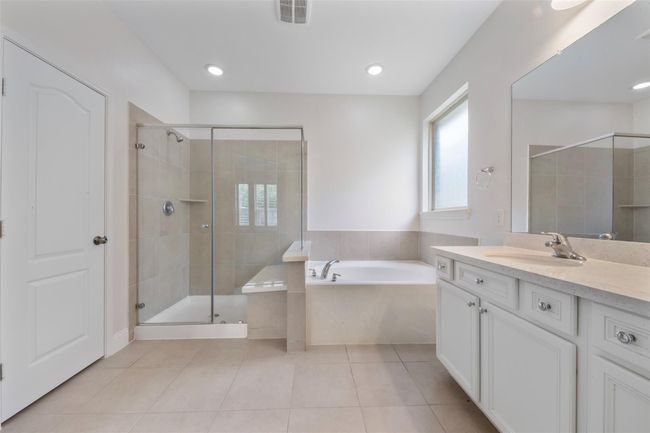 20123 Cascading Falls Blvd, House other with 4 bedrooms, 3 bathrooms and 3 parking in Cypress TX | Image 23