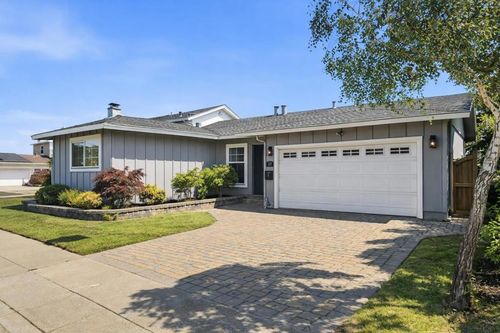318 Bluefish Court, Foster City, CA, 94404 | Card Image