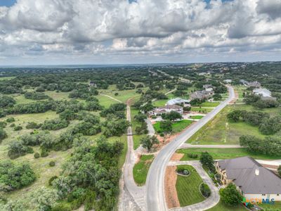 211 Copper Trace, House other with 3 bedrooms, 2 bathrooms and null parking in New Braunfels TX | Image 2