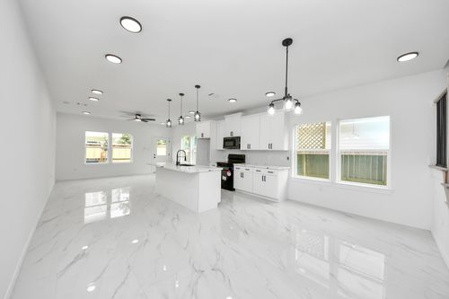 8023 Brandon St, Houston, TX, 77051-1505 | Card Image