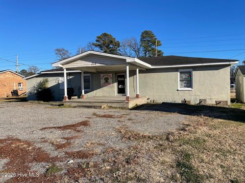221 Bray St, Elizabeth City, NC, 27909-4153 | Card Image