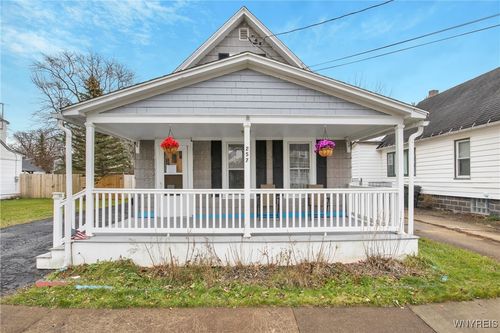 257 Fredericka St, North Tonawanda, NY, 14120-2612 | Card Image