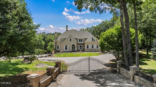 408 Fairway Estates Dr, Blountville, TN, 37617-6244 | Card Image
