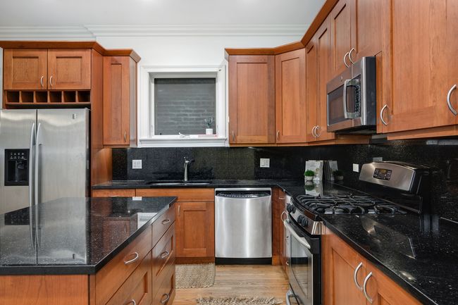 APT-1 - 1530 N Cleveland Ave, Home with 3 bedrooms, 3 bathrooms and 1 parking in CHICAGO IL | Image 4