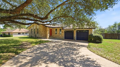 305 Whitetail Dr, Manchaca, TX, 78652-4714 | Card Image