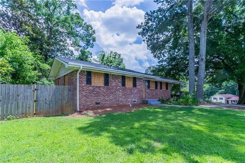 3932 Lindsey Dr, Decatur, GA, 30035-1909 | Card Image