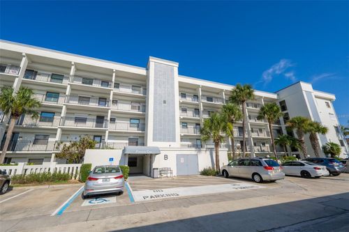 b209-3165 N Atlantic Ave, Cocoa Beach, FL, 32931-5018 | Card Image