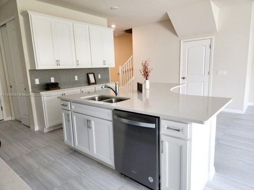 8189-8189 Cinch Way, Lake Worth, FL, 33467-6725 | Card Image