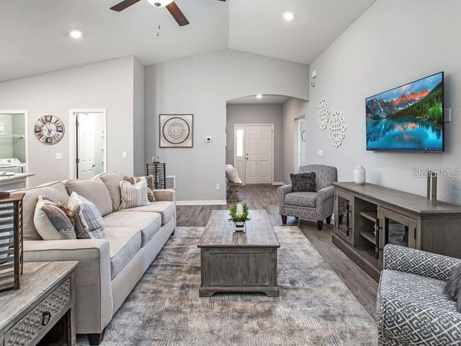 647 Cypress Creek Ranch Rd, House other with 4 bedrooms, 2 bathrooms and null parking in Saint Cloud FL | Image 9