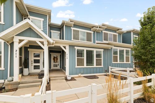 715 S Miller Ave, North Salt Lake, UT, 84054-1207 | Card Image