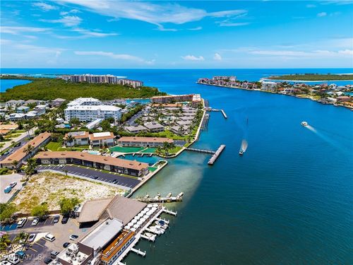 apt-c5-850 Palm St, MARCO ISLAND, FL, 34145-2058 | Card Image