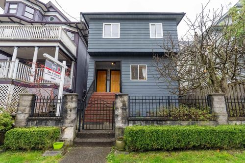 610 Salsbury Dr, Vancouver, BC, V5L3Z9 | Card Image