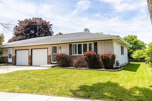 2318 N 35th St, Sheboygan, WI, 53083-4303 | Card Image