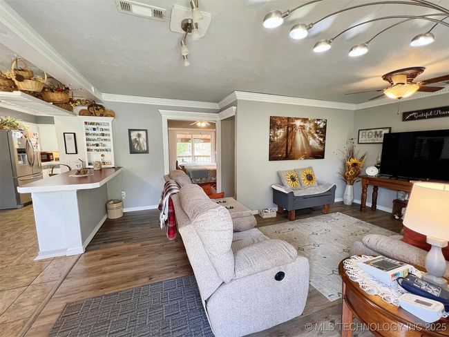 1804 S 3 Rd St, House other with 4 bedrooms, 2 bathrooms and null parking in Stilwell OK | Image 15
