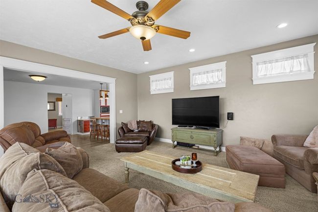 605 E Cameron Bridge Rd, House other with 3 bedrooms, 3 bathrooms and null parking in Bozeman MT | Image 34