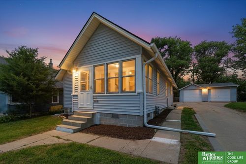 3616 Grover St, Omaha, NE, 68105-3918 | Card Image