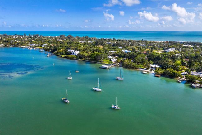 640 Fox St, House other with 2 bedrooms, 2 bathrooms and null parking in LONGBOAT KEY FL | Image 44