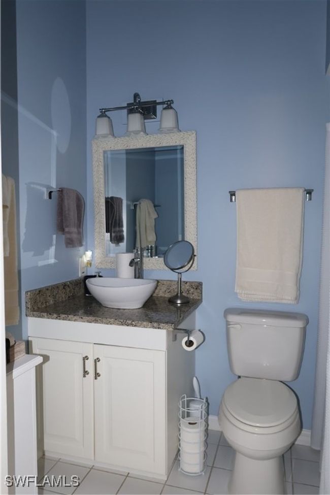 APT-203 - 12065 Summergate Cir, Condo with 2 bedrooms, 2 bathrooms and null parking in FORT MYERS FL | Image 19