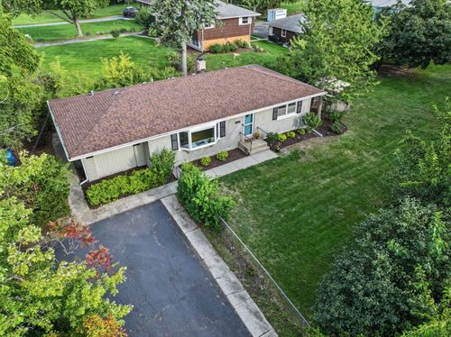 5601 Lee Ave, Downers Grove, IL, 60516-1146 | Card Image