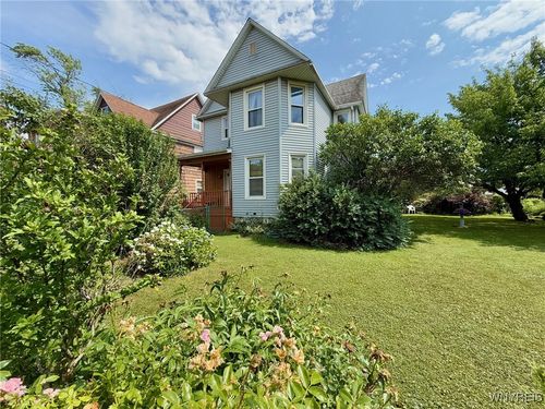 2821 Walnut Avenue, Niagara Falls, NY, 14301 | Card Image