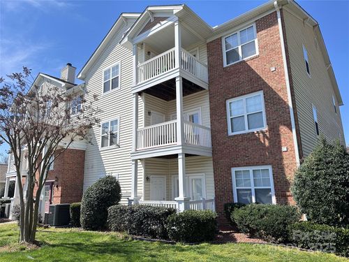 10720 Hill Point Ct, Charlotte, NC, 28262-2658 | Card Image