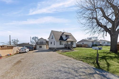 411 Sheridan St, Bethalto, IL, 62010-1807 | Card Image