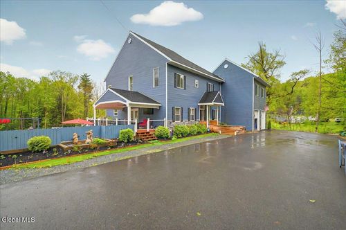 14 Calvin Cole Rd, Stephentown, NY, 12169-1801 | Card Image