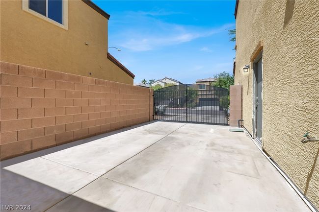 Paved RV parking with entry to garage | Image 40