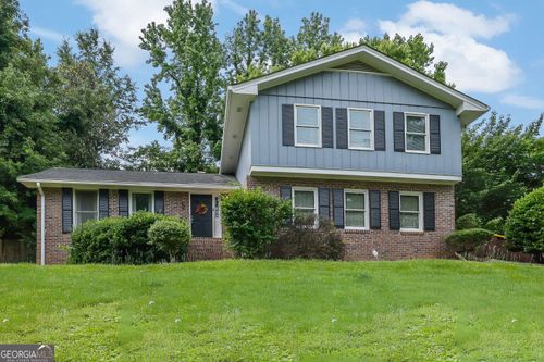 5618 Fern Creek Dr Sw, Lilburn, GA, 30047-6225 | Card Image