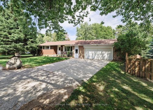 10 Bissett Crt, Goderich, ON, N7A3X8 | Card Image