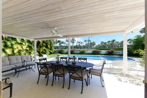 201 Pendleton Ave, Palm Beach, FL, 33480-6118 | Card Image