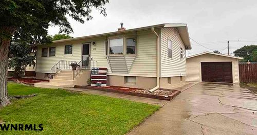 528 O St, Bridgeport, NE, 69336-4045 | Card Image