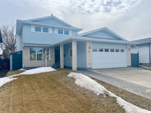 18 Mclevin Cres, Red Deer, AB, T4R1S9 | Card Image