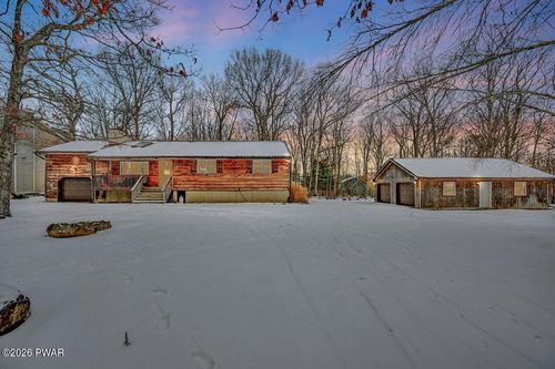 141 Constitution Dr, Lackawaxen, PA, 18435-7718 | Card Image