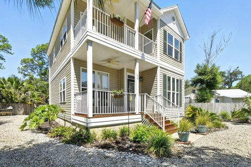 40 Myrtle Ave, Apalachicola, FL, 32320-1826 | Card Image