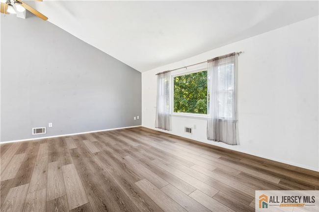 4 Barkley Ct, House other with 4 bedrooms, 3 bathrooms and null parking in MONMOUTH JUNCTION NJ | Image 6