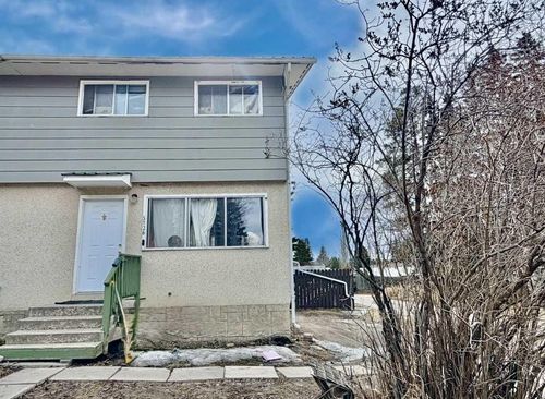 5126 56 Street, Rocky Mountain House, AB, T4T1L5 | Card Image