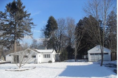 317 Morrowfield Ave, Elmira, NY, 14904-1137 | Card Image