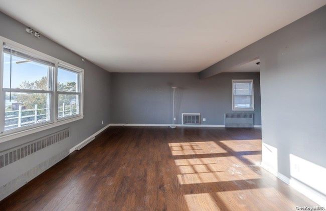 11-12 Bay 32 Nd Pl, Home with 0 bedrooms, 0 bathrooms and null parking in Far Rockaway NY | Image 18