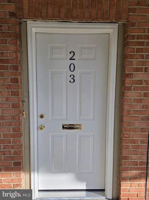 203-5623 Allentown Road, SUITLAND, MD, 20746 | Card Image
