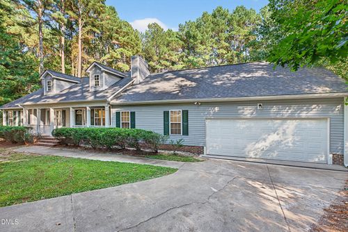 15 Castlerock Dr, Youngsville, NC, 27596-7013 | Card Image
