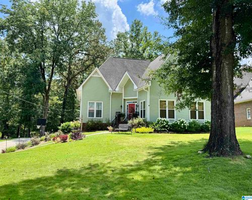 117 Indiancreek Dr, Pelham, AL, 35124-1662 | Card Image