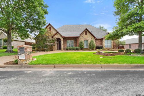 2318 Kingsmill Cir, Tyler, TX, 75703-5819 | Card Image