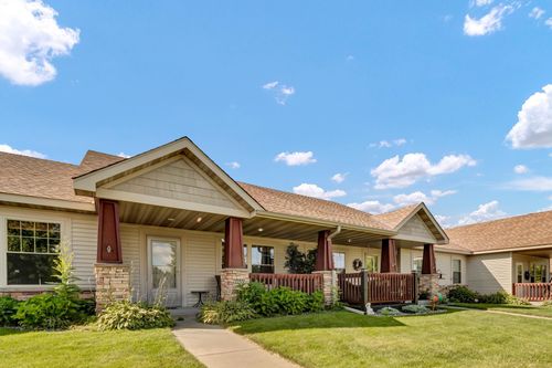 2253 Park View Ln Ne, Sauk Rapids, MN, 56379-5806 | Card Image