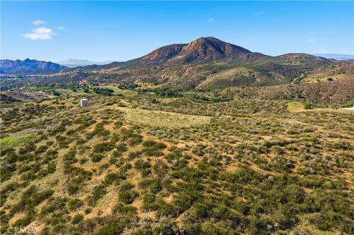 33850 Stage Rd, Temecula, CA, 92592 | Card Image