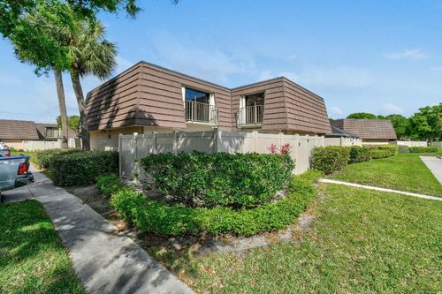 7728 77th Way, West Palm Beach, FL, 33407-6739 | Card Image