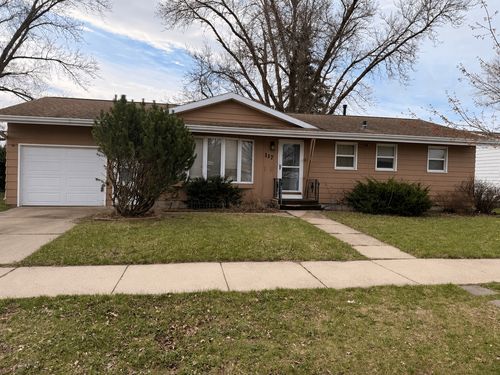 117 Southdale St Se, Sleepy Eye, MN, 56085-1873 | Card Image