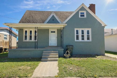 162 Pocahontas St, Buckhannon, WV, 26201-2360 | Card Image